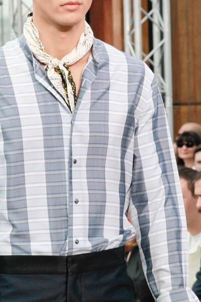 Look 71